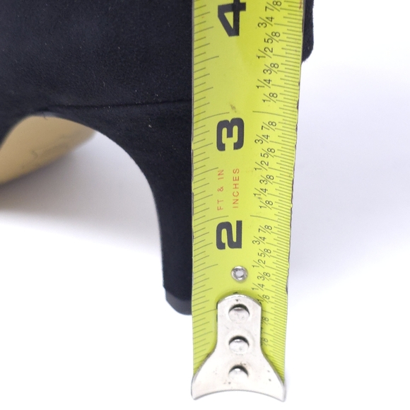 Bella Vita Danielle dress bootie Boot, Black Suede Leather, Size 8M - Picture 8 of 11